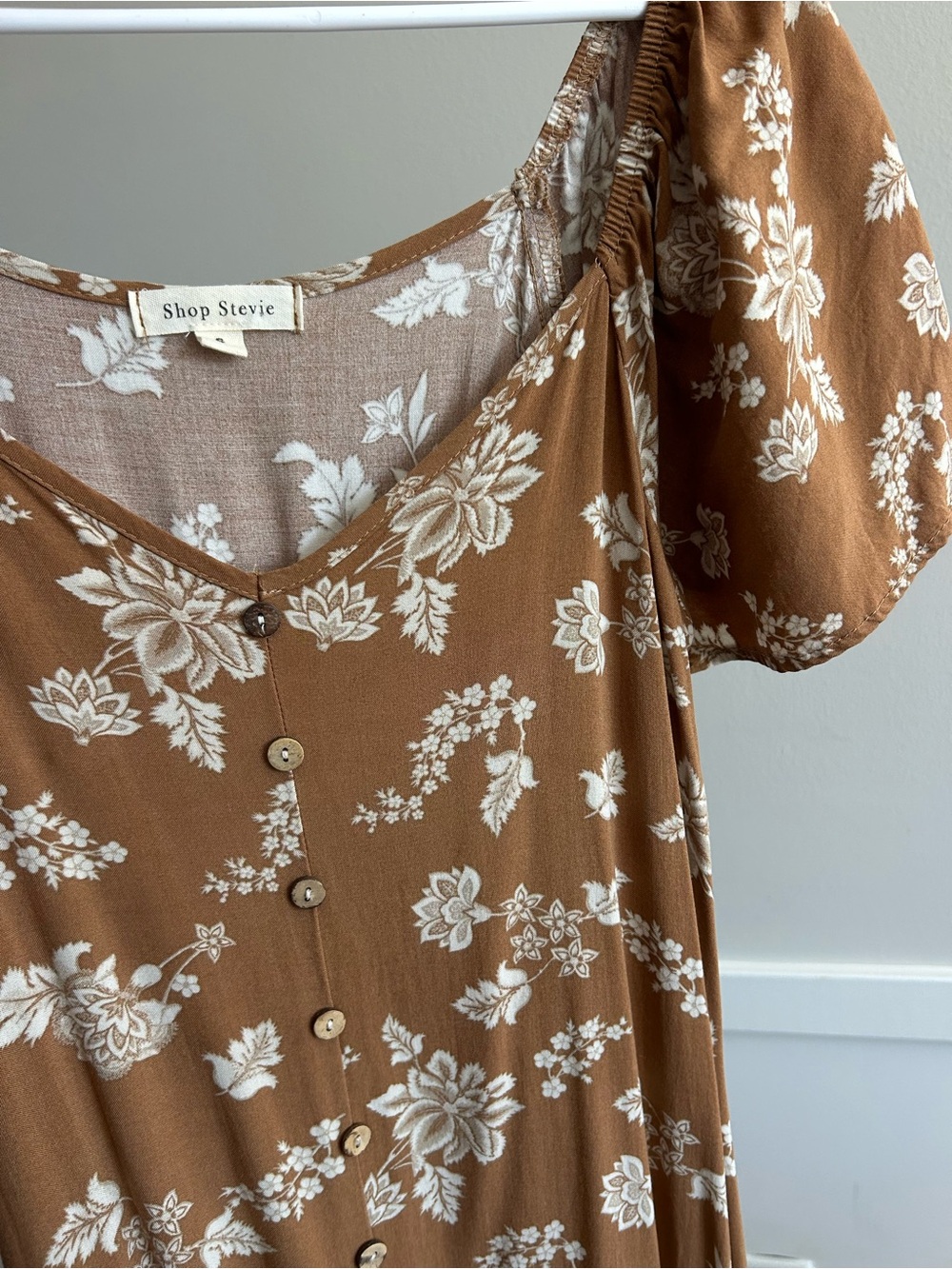 Shop Stevie Brown and White Floral Button-Front Maxi Dress - Picture 5 of 5